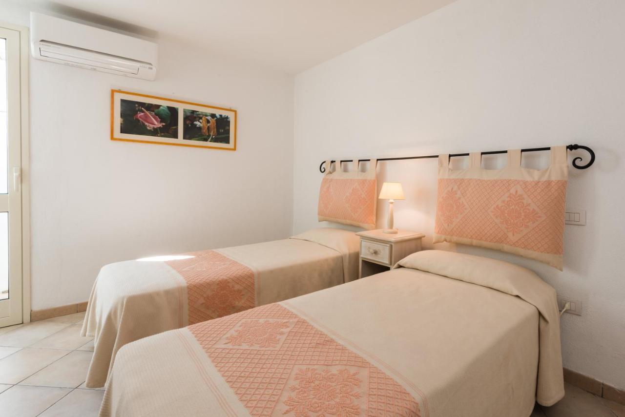 Apartment In S'Abba E Sa Pedra With Pool Golfo Aranci Dış mekan fotoğraf